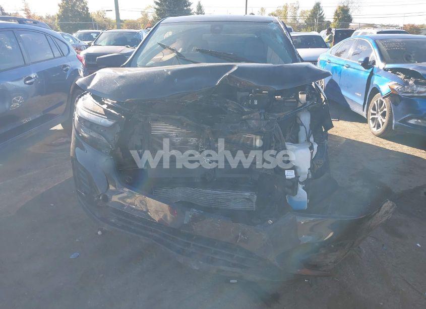 Photo 12 of 2022 Chevrolet Equinox FWD LS (VIN 2GNAXHEV8N6121111)