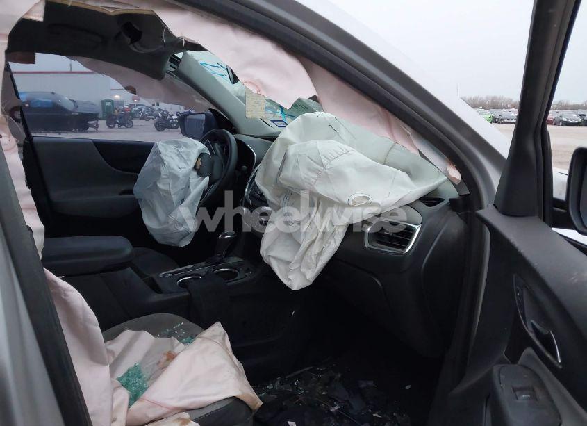 Photo 5 of 2018 Chevrolet Equinox LS (VIN 2GNAXHEV9J6140762)