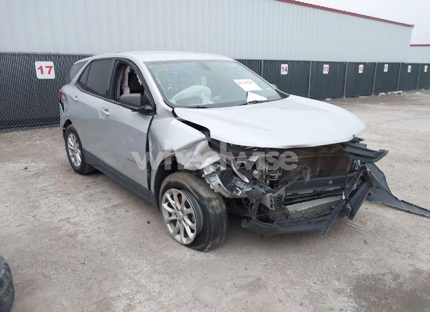 Photo 6 of 2018 Chevrolet Equinox LS (VIN 2GNAXHEV9J6140762)