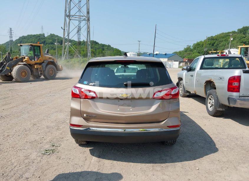 Photo 16 of 2018 Chevrolet Equinox LS (VIN 2GNAXHEV9J6207473)