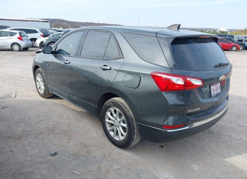 Photo 3 of 2018 Chevrolet Equinox LS (VIN 2GNAXHEV9J6352156)