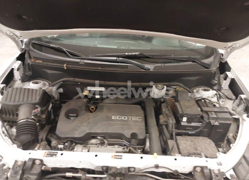 Photo 10 of 2019 Chevrolet Equinox LS (VIN 2GNAXHEV9K6196119)