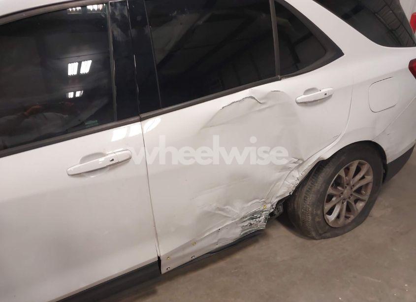 Photo 6 of 2019 Chevrolet Equinox LS (VIN 2GNAXHEV9K6196119)