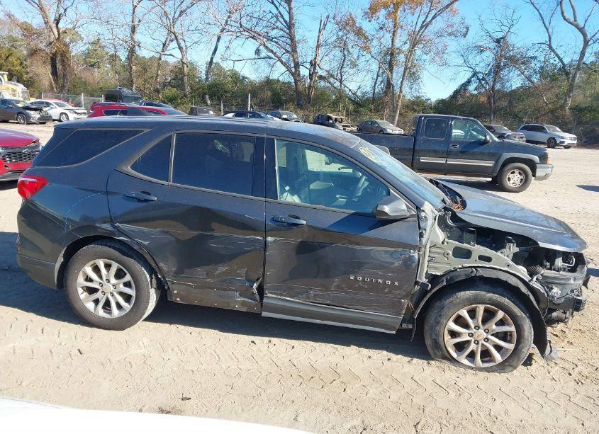 Photo 12 of 2019 Chevrolet Equinox LS (VIN 2GNAXHEV9K6196993)
