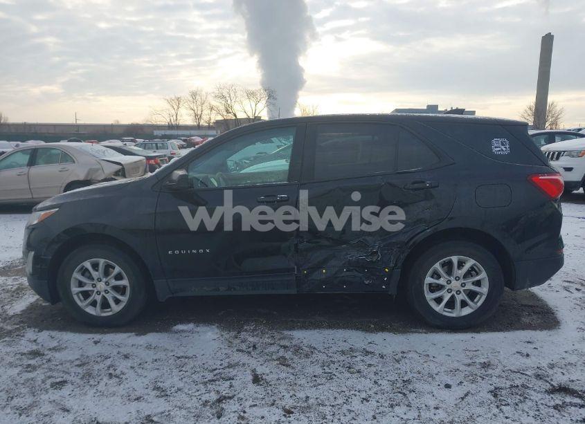 Photo 13 of 2019 Chevrolet Equinox LS (VIN 2GNAXHEV9K6215803)