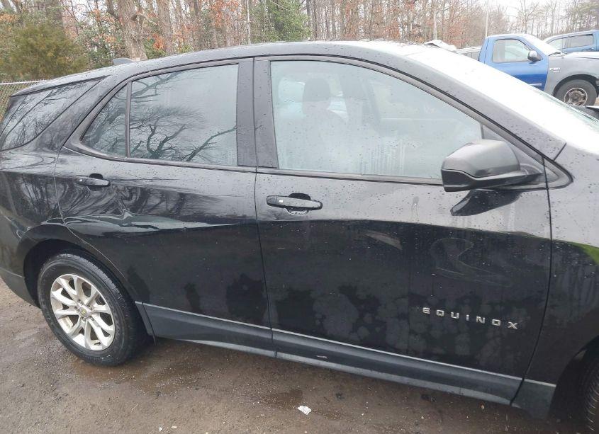 Photo 13 of 2019 Chevrolet Equinox LS (VIN 2GNAXHEV9K6261552)