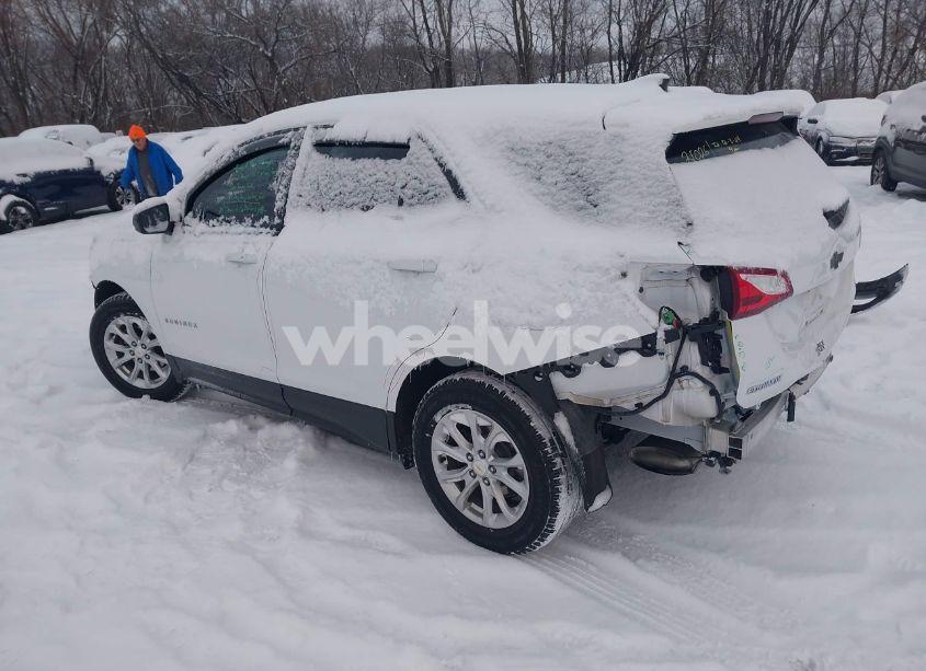 Photo 3 of 2020 Chevrolet Equinox FWD LS (VIN 2GNAXHEV9L6125844)