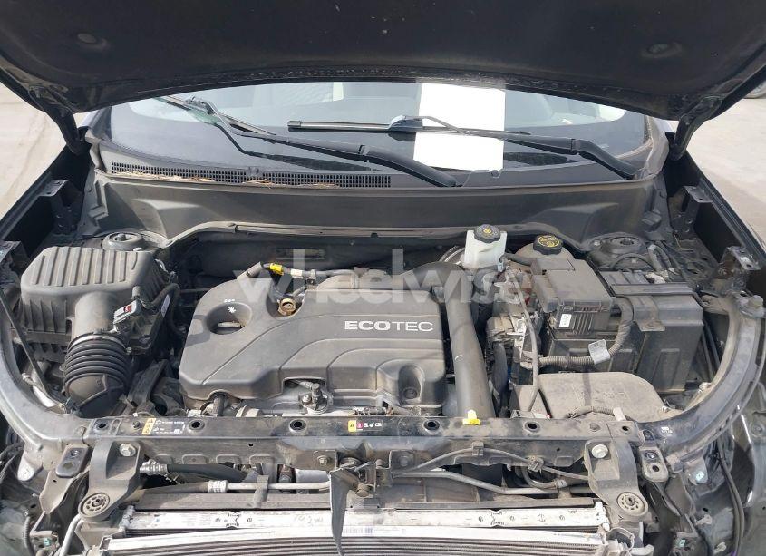 Photo 10 of 2020 Chevrolet Equinox FWD LS (VIN 2GNAXHEV9L6276182)