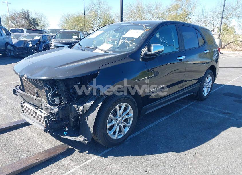 Photo 2 of 2020 Chevrolet Equinox FWD LS (VIN 2GNAXHEV9L6276182)