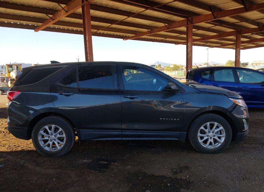 Photo 13 of 2018 Chevrolet Equinox LS (VIN 2GNAXHEVXJ6185371)