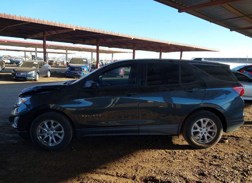 Photo 14 of 2018 Chevrolet Equinox LS (VIN 2GNAXHEVXJ6185371)