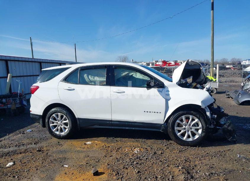 Photo 12 of 2019 Chevrolet Equinox LS (VIN 2GNAXHEVXK6120991)