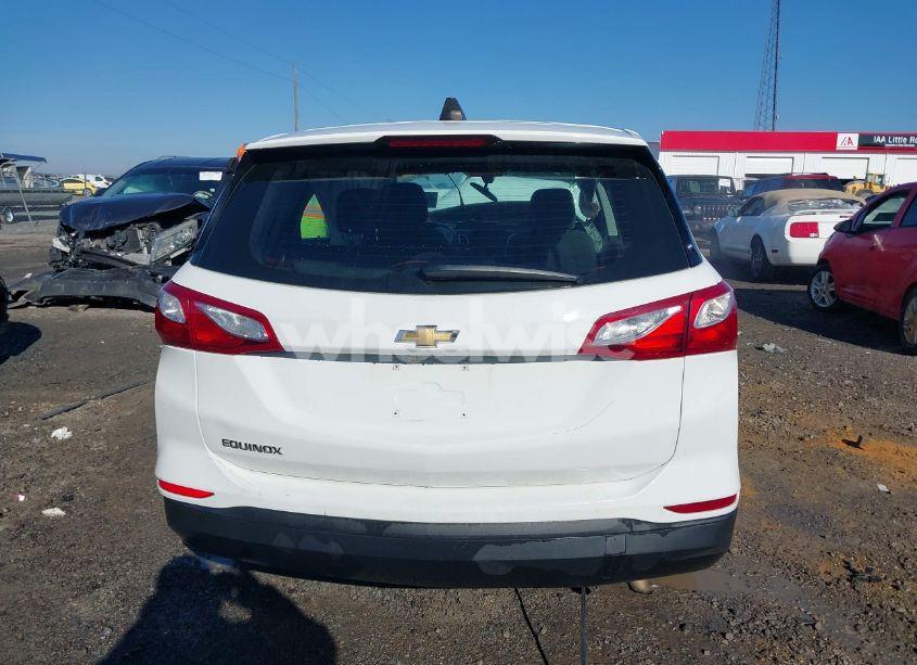Photo 15 of 2019 Chevrolet Equinox LS (VIN 2GNAXHEVXK6120991)