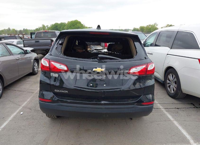 Photo 15 of 2019 Chevrolet Equinox LS (VIN 2GNAXHEVXK6224218)