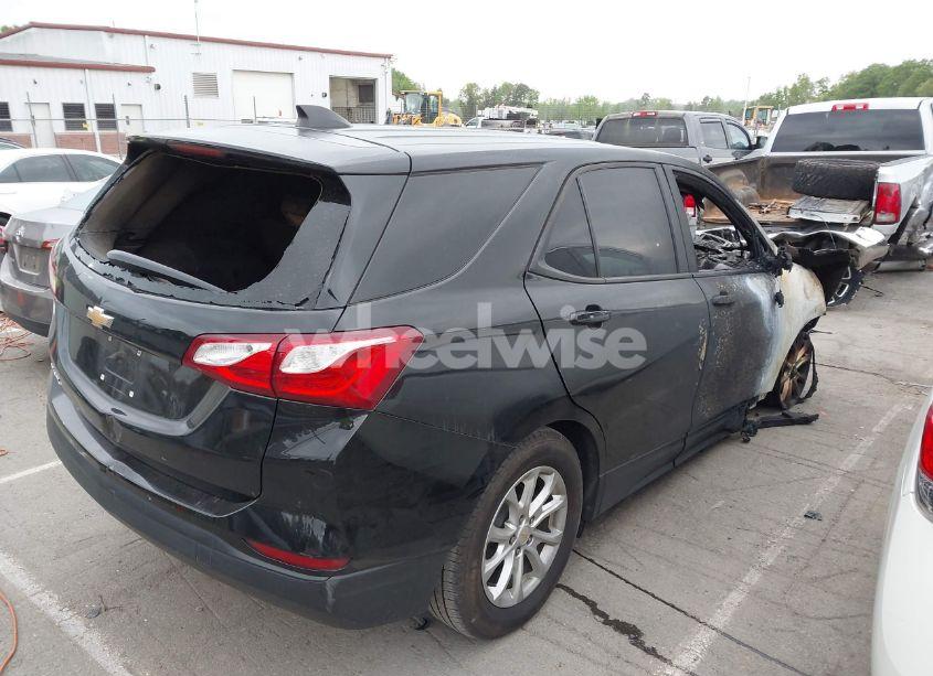 Photo 4 of 2019 Chevrolet Equinox LS (VIN 2GNAXHEVXK6224218)