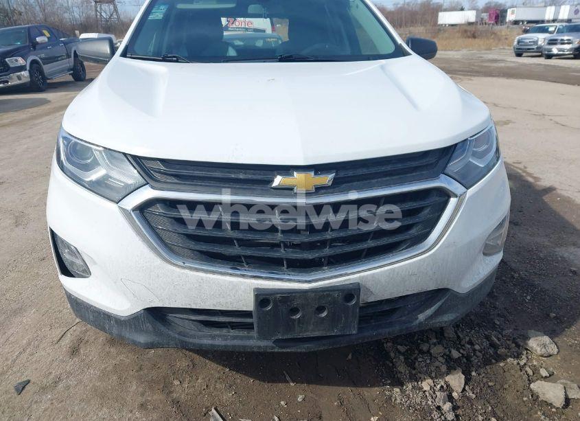Photo 12 of 2019 Chevrolet Equinox LS (VIN 2GNAXHEVXK6251595)