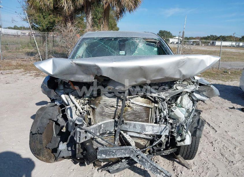 Photo 11 of 2019 Chevrolet Equinox LS (VIN 2GNAXHEVXK6286041)