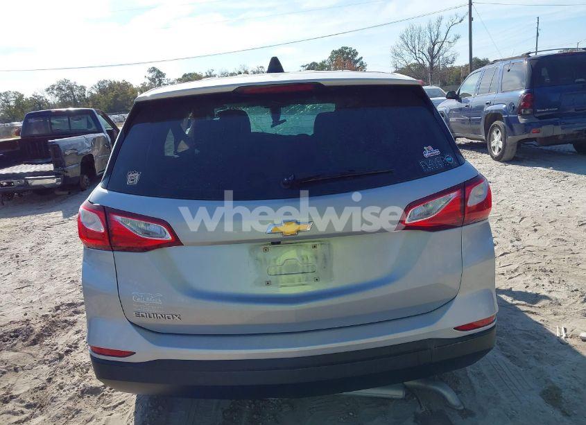 Photo 15 of 2019 Chevrolet Equinox LS (VIN 2GNAXHEVXK6286041)