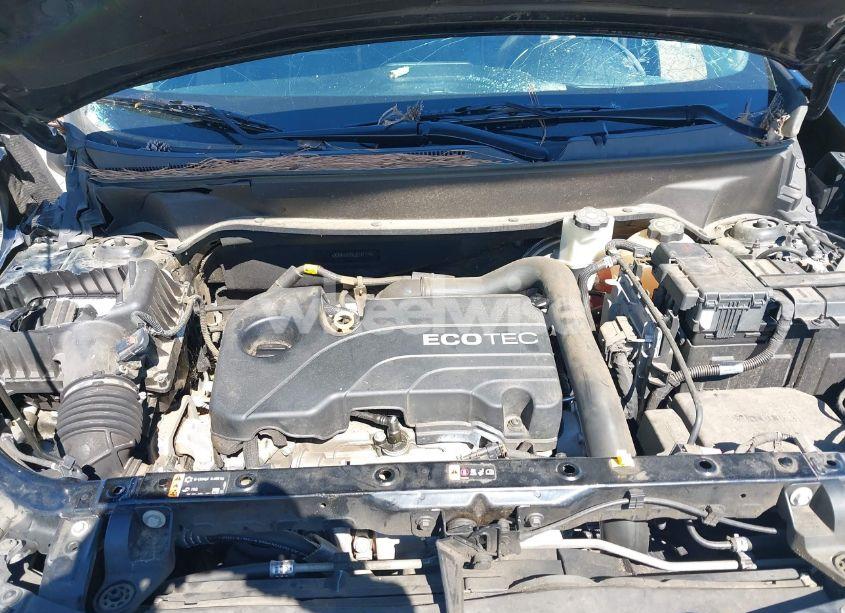 Photo 10 of 2020 Chevrolet Equinox FWD LS (VIN 2GNAXHEVXL6141129)