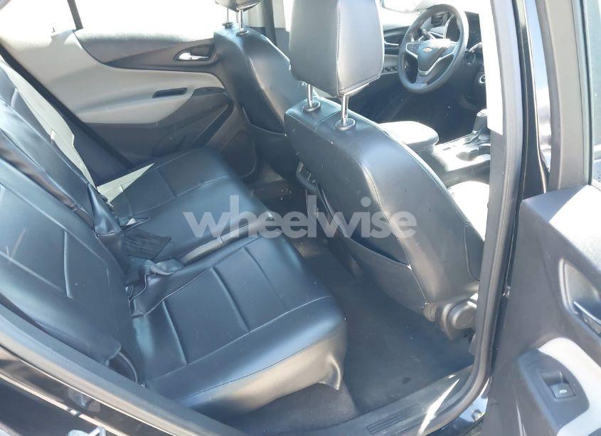Photo 8 of 2020 Chevrolet Equinox FWD LS (VIN 2GNAXHEVXL6141129)