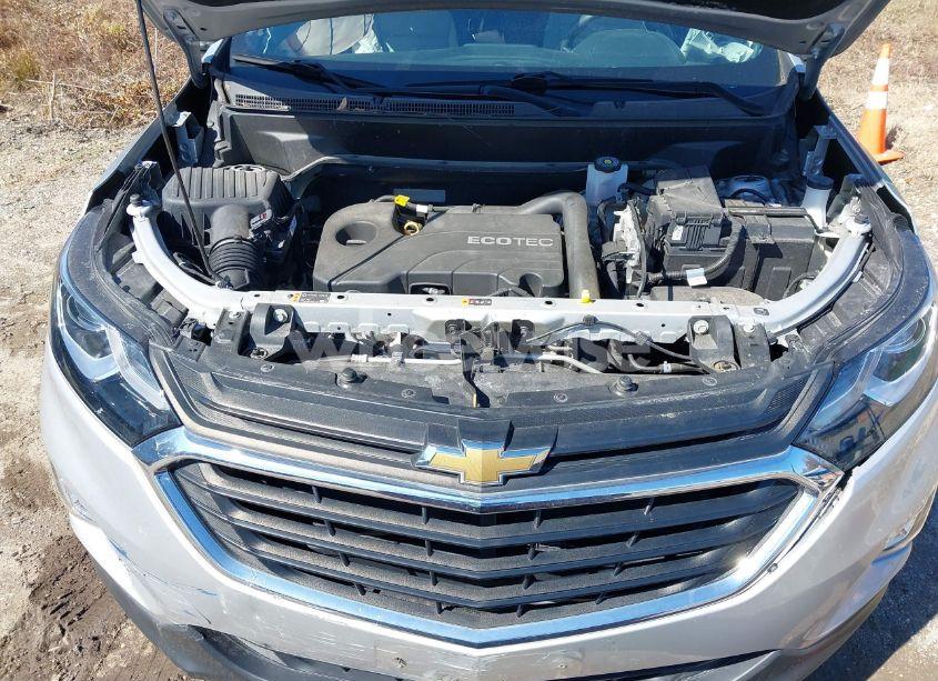 Photo 10 of 2020 Chevrolet Equinox FWD LS (VIN 2GNAXHEVXL6170212)