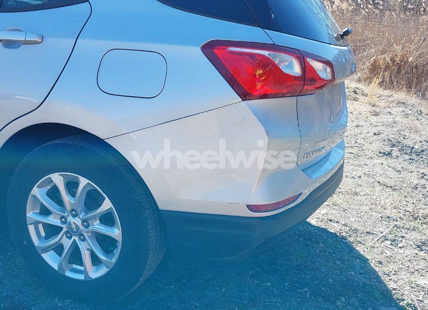 Photo 18 of 2020 Chevrolet Equinox FWD LS (VIN 2GNAXHEVXL6170212)