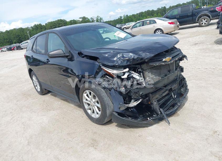 2020 Chevrolet Equinox FWD LS (VIN 2GNAXHEVXL6171117) main photo