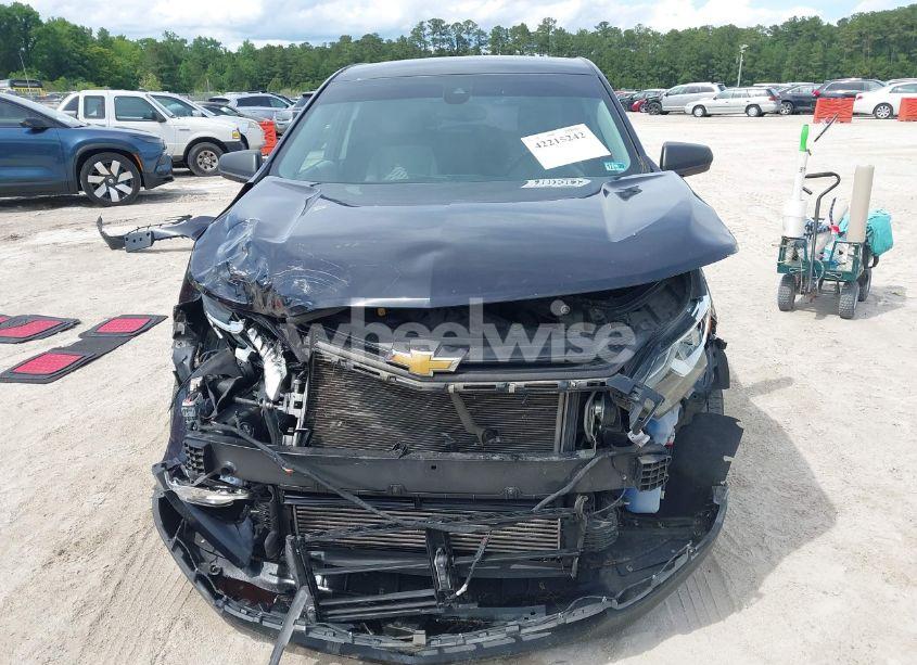 Photo 12 of 2020 Chevrolet Equinox FWD LS (VIN 2GNAXHEVXL6171117)