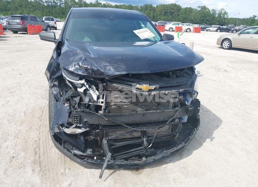 Photo 6 of 2020 Chevrolet Equinox FWD LS (VIN 2GNAXHEVXL6171117)