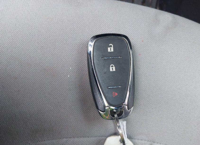 Photo 11 of 2020 Chevrolet Equinox FWD LS (VIN 2GNAXHEVXL6195353)