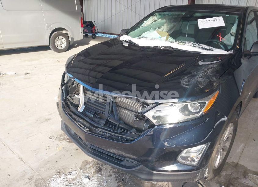 Photo 6 of 2020 Chevrolet Equinox FWD LS (VIN 2GNAXHEVXL6222065)