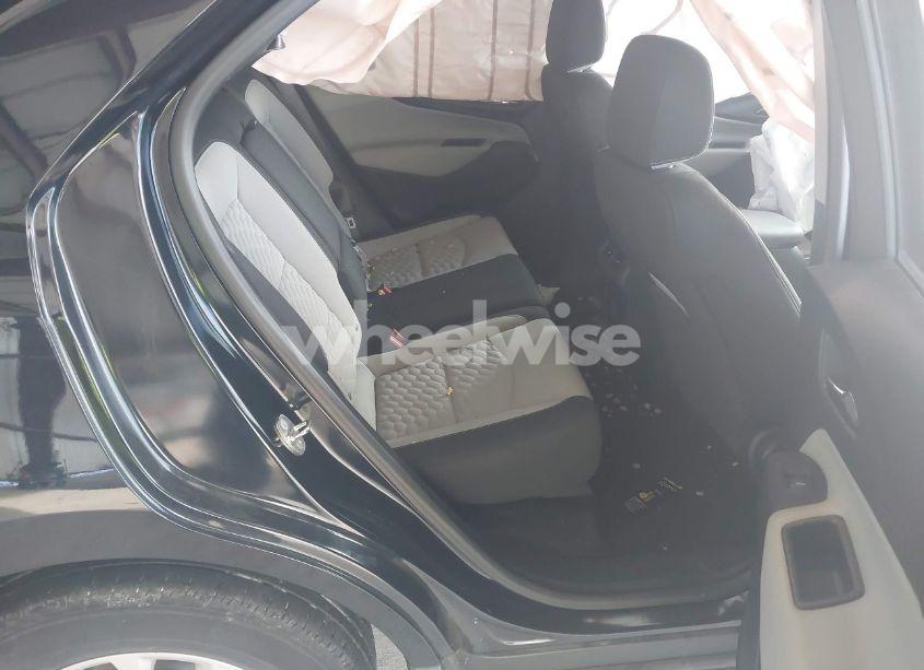 Photo 8 of 2020 Chevrolet Equinox FWD LS (VIN 2GNAXHEVXL6222065)