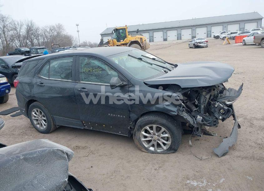 Photo 13 of 2021 Chevrolet Equinox FWD LS (VIN 2GNAXHEVXM6121111)
