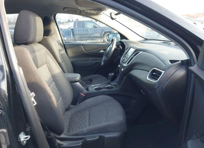 Photo 5 of 2018 Chevrolet Equinox LT (VIN 2GNAXJEV0J6113280)