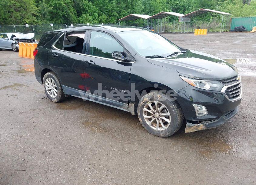 2018 Chevrolet Equinox LT (VIN 2GNAXJEV0J6140477) main photo