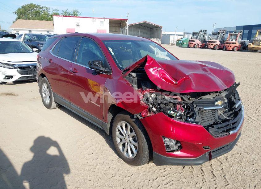 2018 Chevrolet Equinox LT (VIN 2GNAXJEV0J6156887) main photo