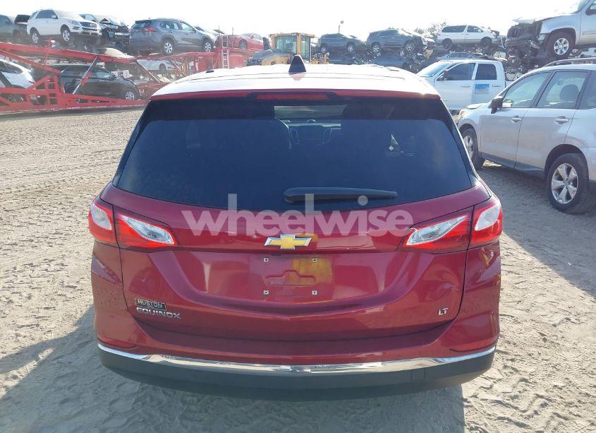 Photo 16 of 2018 Chevrolet Equinox LT (VIN 2GNAXJEV0J6156887)