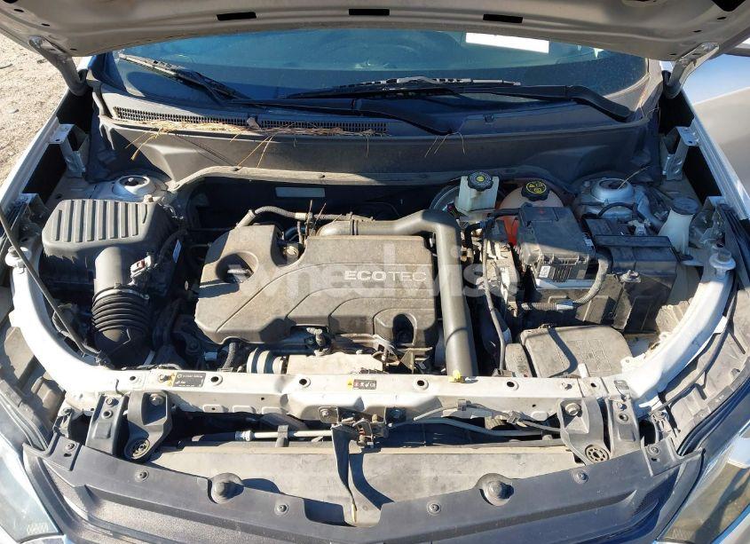 Photo 10 of 2018 Chevrolet Equinox LT (VIN 2GNAXJEV0J6201097)