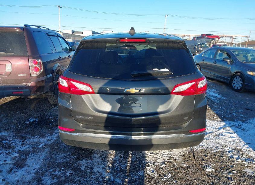 Photo 16 of 2018 Chevrolet Equinox LT (VIN 2GNAXJEV0J6218093)
