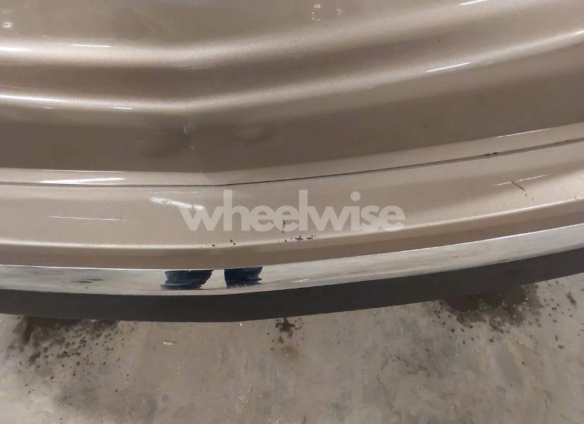 Photo 21 of 2018 Chevrolet Equinox LT (VIN 2GNAXJEV0J6229577)