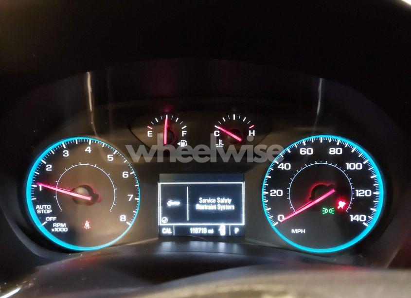 Photo 7 of 2018 Chevrolet Equinox LT (VIN 2GNAXJEV0J6229577)