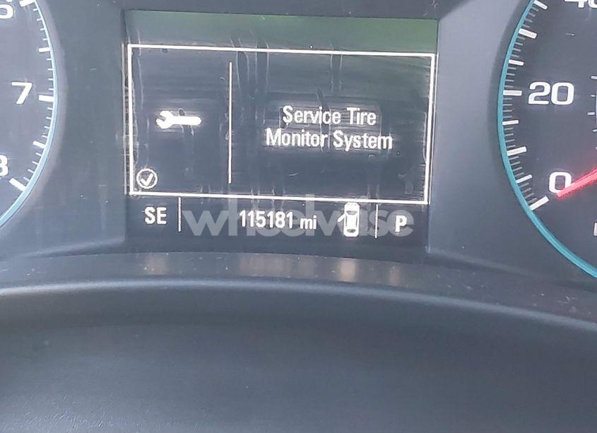 Photo 15 of 2018 Chevrolet Equinox LT (VIN 2GNAXJEV0J6230597)