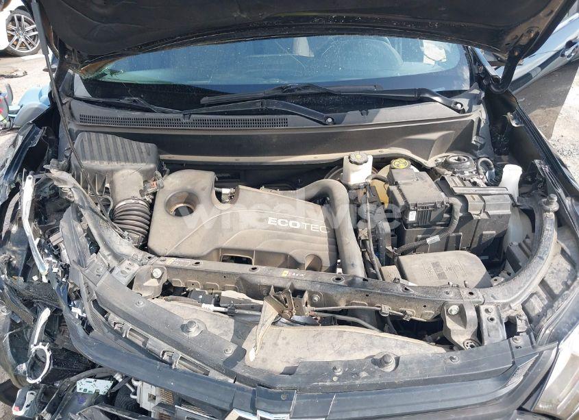 Photo 10 of 2018 Chevrolet Equinox LT (VIN 2GNAXJEV0J6296034)