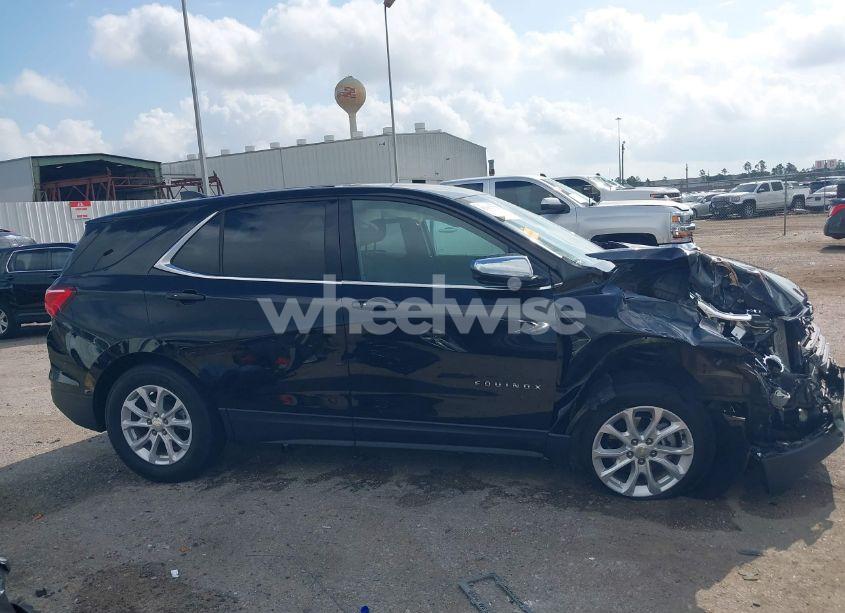 Photo 13 of 2018 Chevrolet Equinox LT (VIN 2GNAXJEV0J6296034)