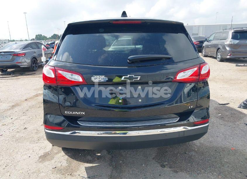 Photo 16 of 2018 Chevrolet Equinox LT (VIN 2GNAXJEV0J6296034)