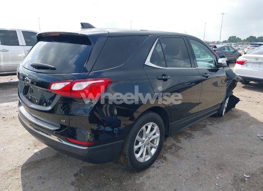 Photo 4 of 2018 Chevrolet Equinox LT (VIN 2GNAXJEV0J6296034)