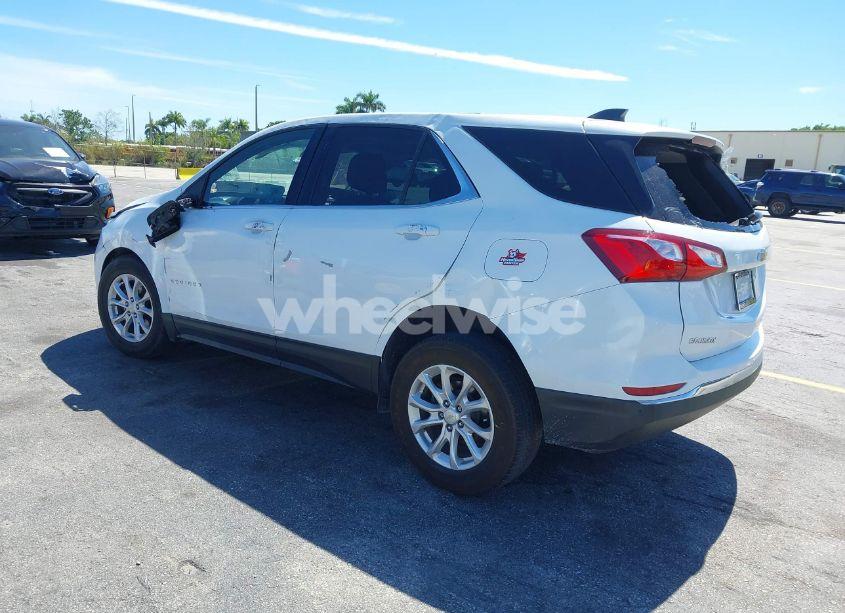 Photo 3 of 2018 Chevrolet Equinox LT (VIN 2GNAXJEV0J6316377)
