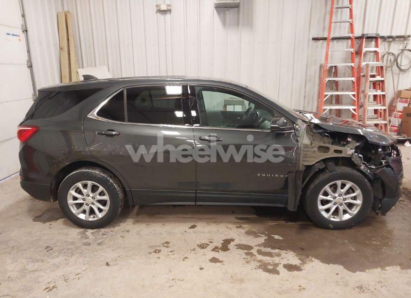 Photo 13 of 2019 Chevrolet Equinox LT (VIN 2GNAXJEV0K6263956)