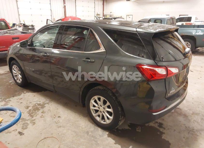 Photo 3 of 2019 Chevrolet Equinox LT (VIN 2GNAXJEV0K6263956)