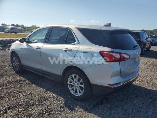 Photo 2 of 2020 CHEVROLET EQUINOX LT (VIN 2GNAXJEV0L6135069)